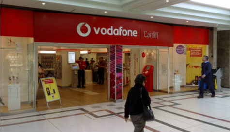 Vodafone launches UK broadband, ahead of TV push
