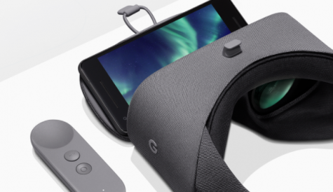 Google revamps Daydream VR headset, launches Pixel 2